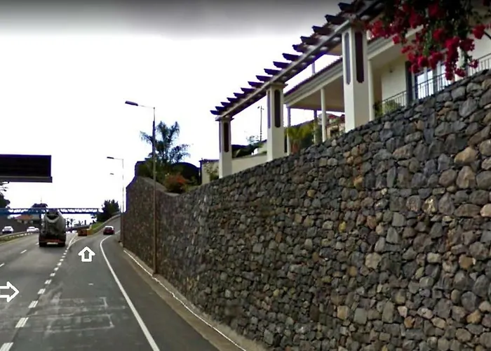 Quarto em Acomodações Particulares Colinas Do Sol